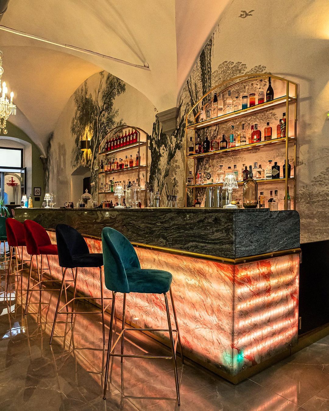 Cocktail Bar - Agape Arredo Bar - Banconi Moderni e Arredamento Ristorante